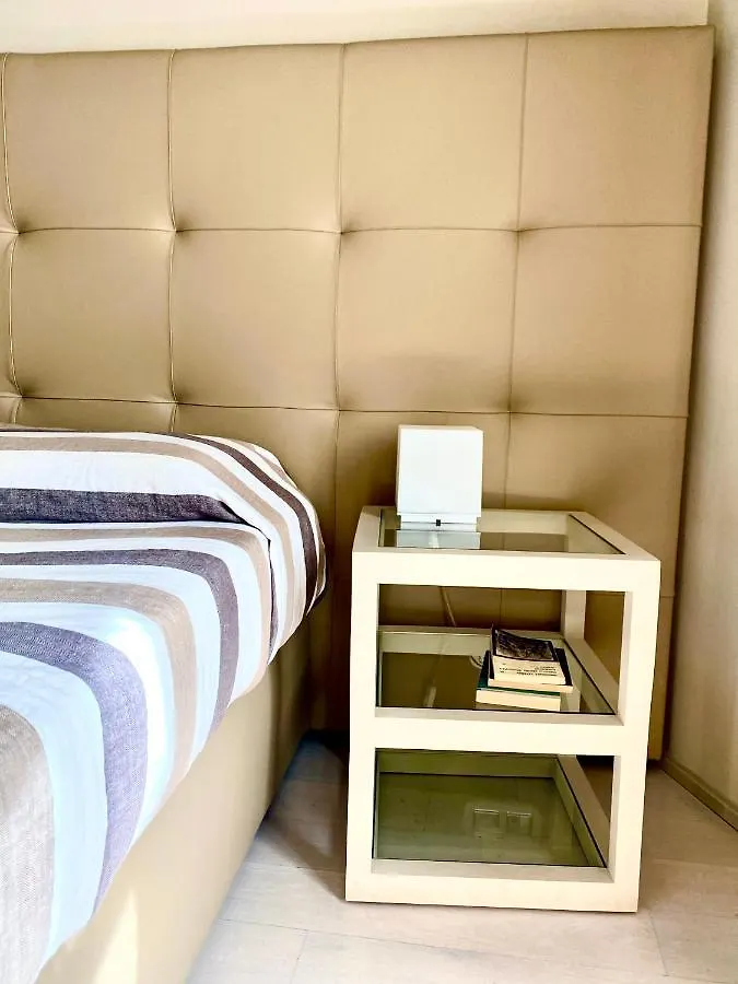 Chantal Deluxe Saint-Tropez 0*,